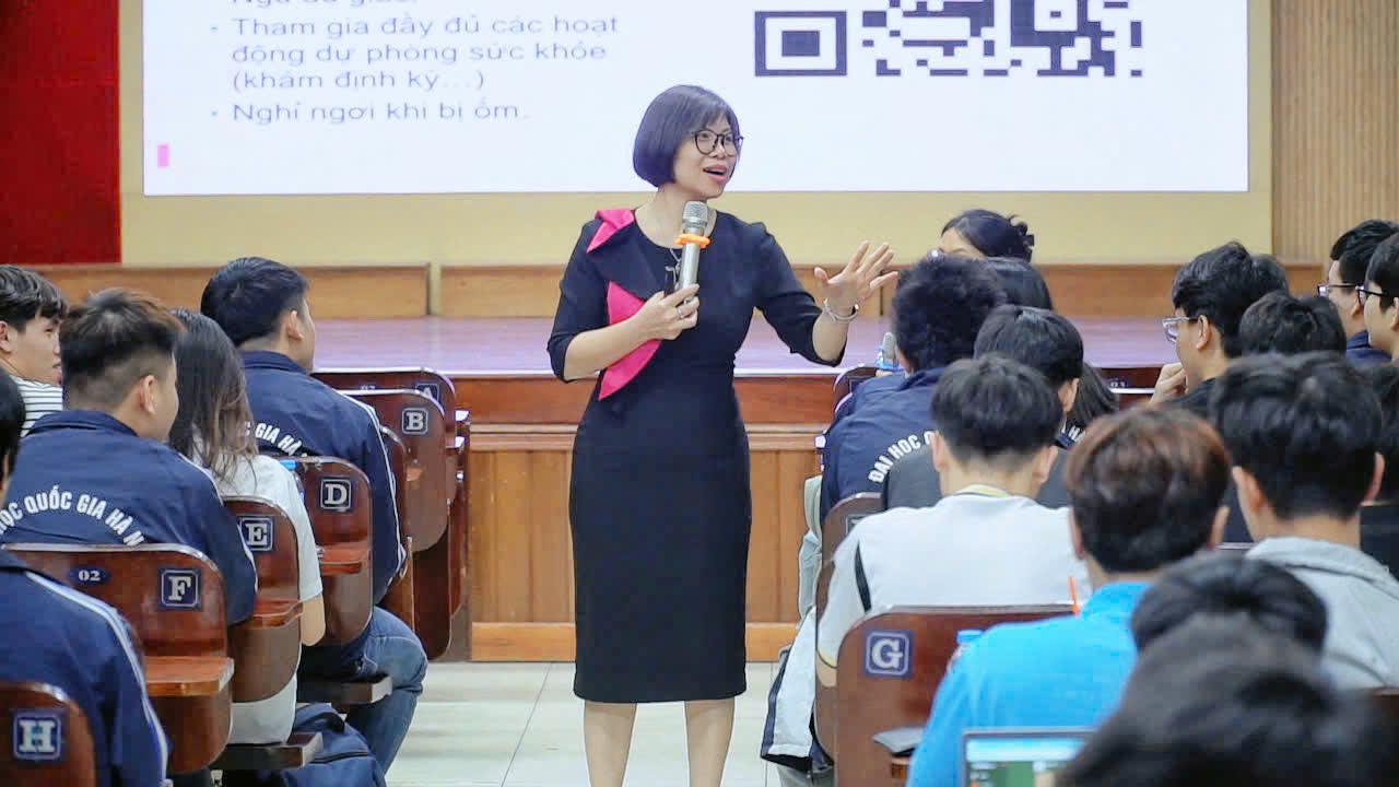 Hơn 1.700 sinh viên được hướng dẫn chăm sóc sức khỏe