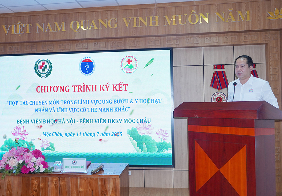 BS.CKII VI HỒNG KỲ – Giám đốc Bệnh viện Đa khoa khu vực Mộc Châu phát biểu tại Chương trình ký kết